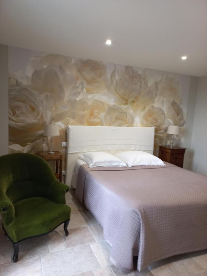 L'Eglantyne Bed & Breakfast La Chapelle-de-Guinchay Exterior foto